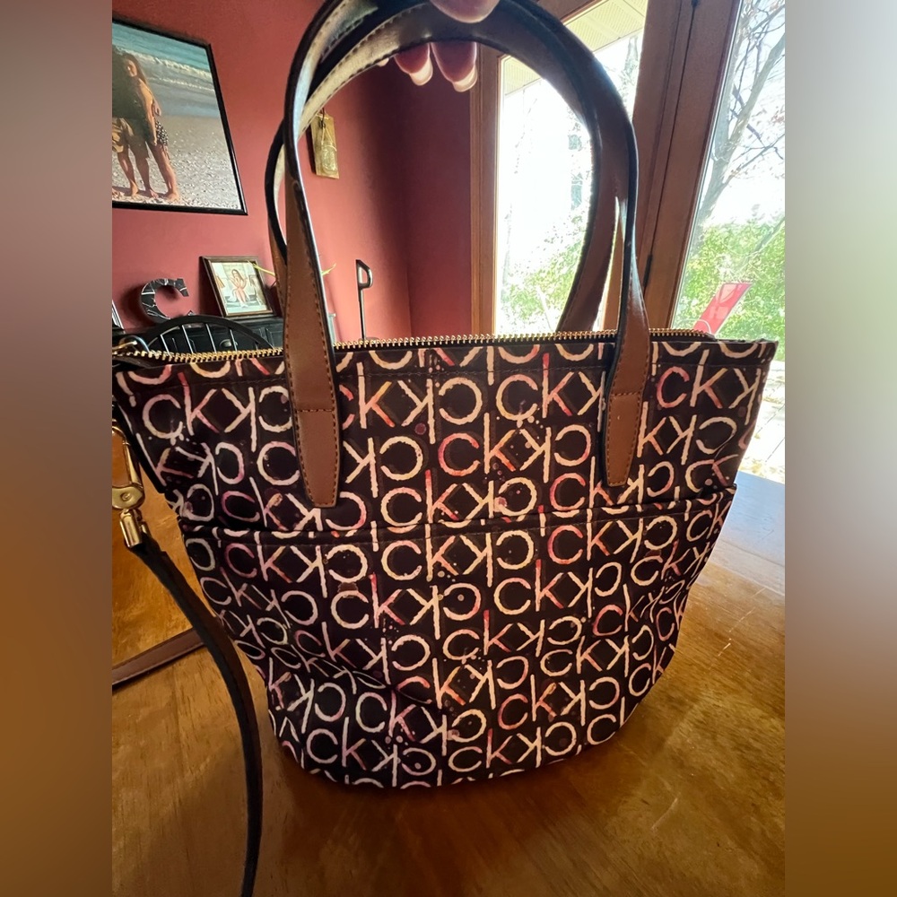 Like new Mini Calvin Klein signature tote. Brown with ivory/pink accents. CUTE! - Picture 3 of 4
